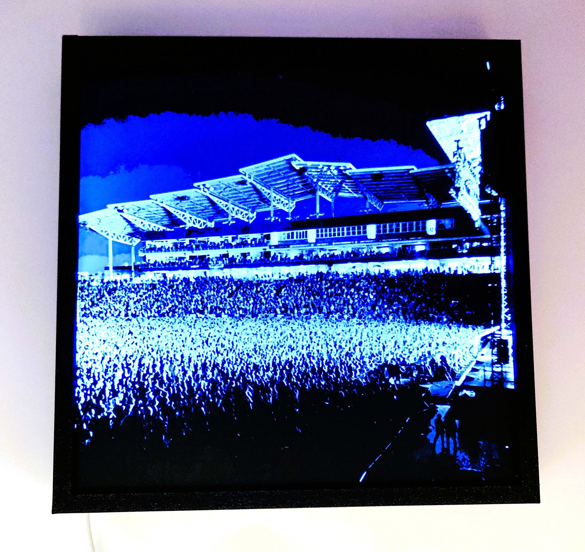 Stage View Show Glow - Starzy Creations